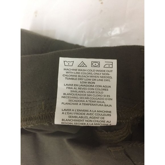 Lee Easy Fit Womens Short Cargo Pants Size M Brown Stretch Cuffed - Picture 12 of 14